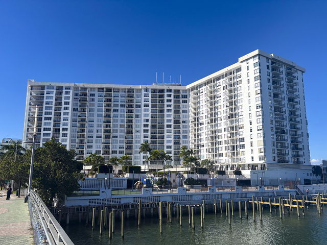 Tower Forty One  photo 2